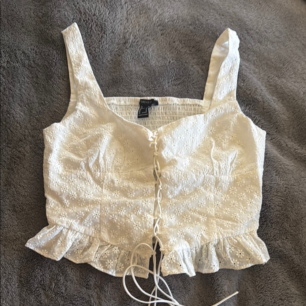 Forever 21 Cream Sleeveless Tie Front Crop Tank
